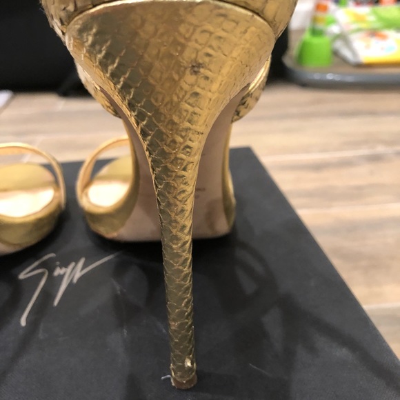 Giuseppe Zanotti Python Printed Gold Stilettos - Picture 3 of 6